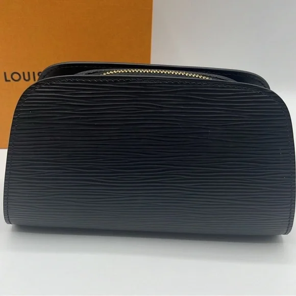 Louis Vuitton Dauphine Epi Clutch - Picture 8 of 12